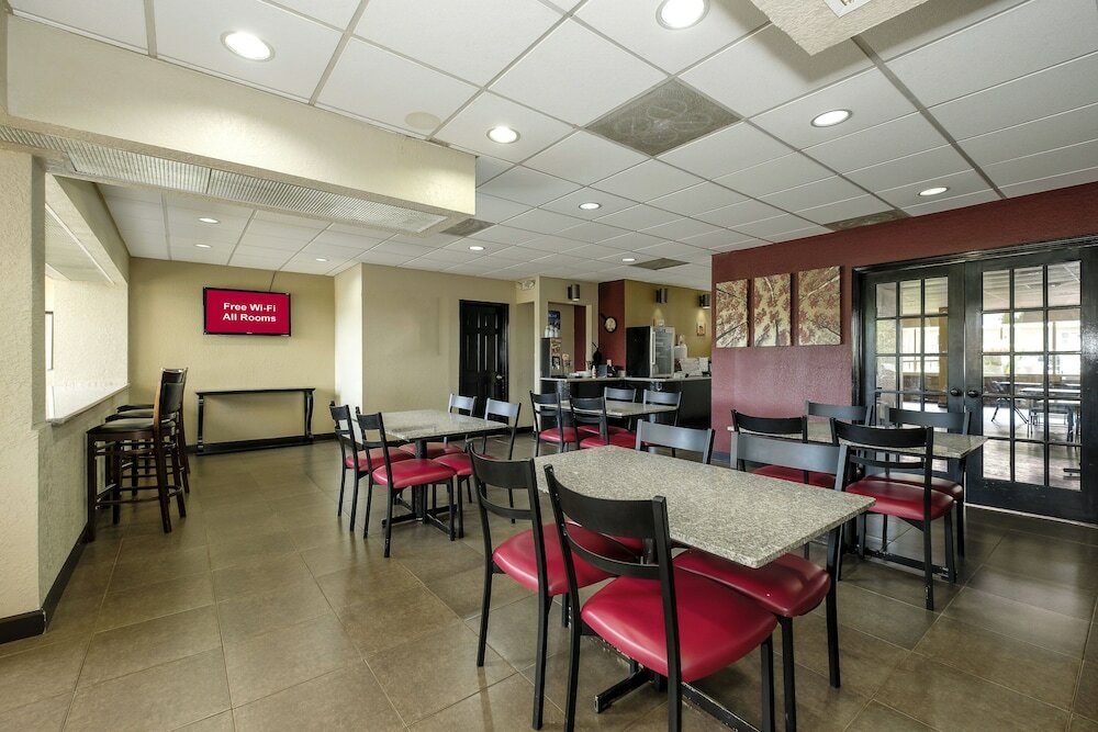 Фото Red Roof Inn Hot Springs