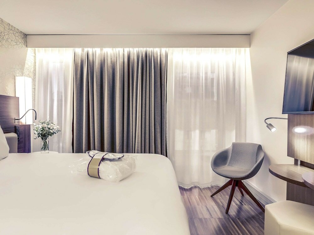 Фото Mercure Paris Arc de Triomphe Etoile