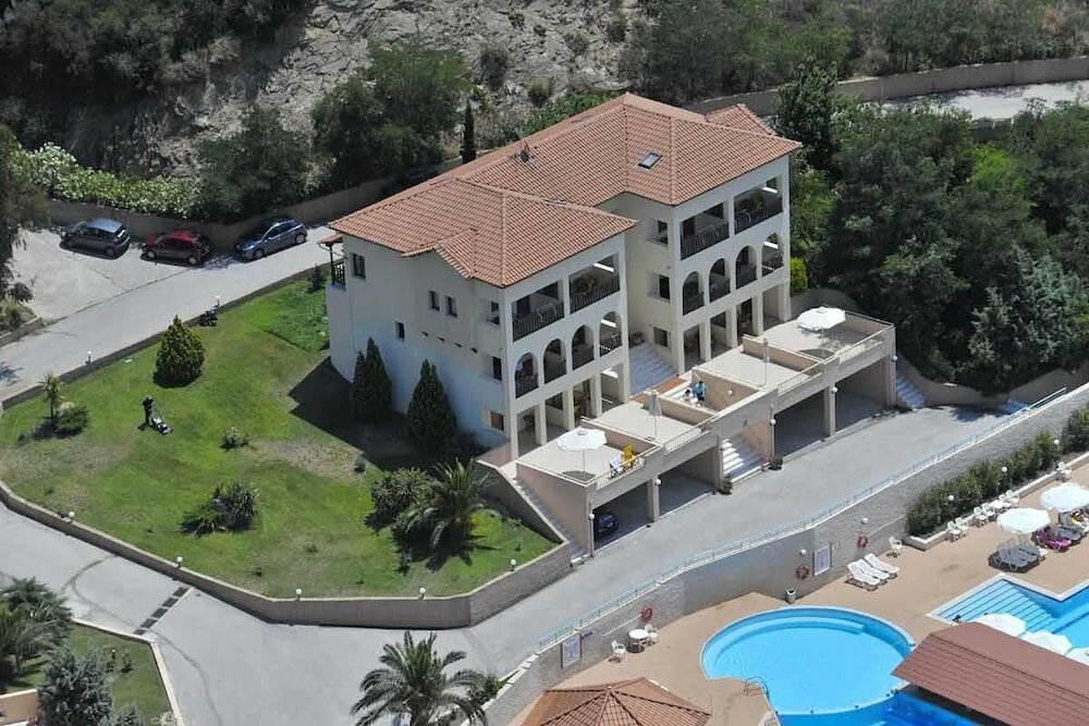 Фото Xenios Theoxenia Hotel