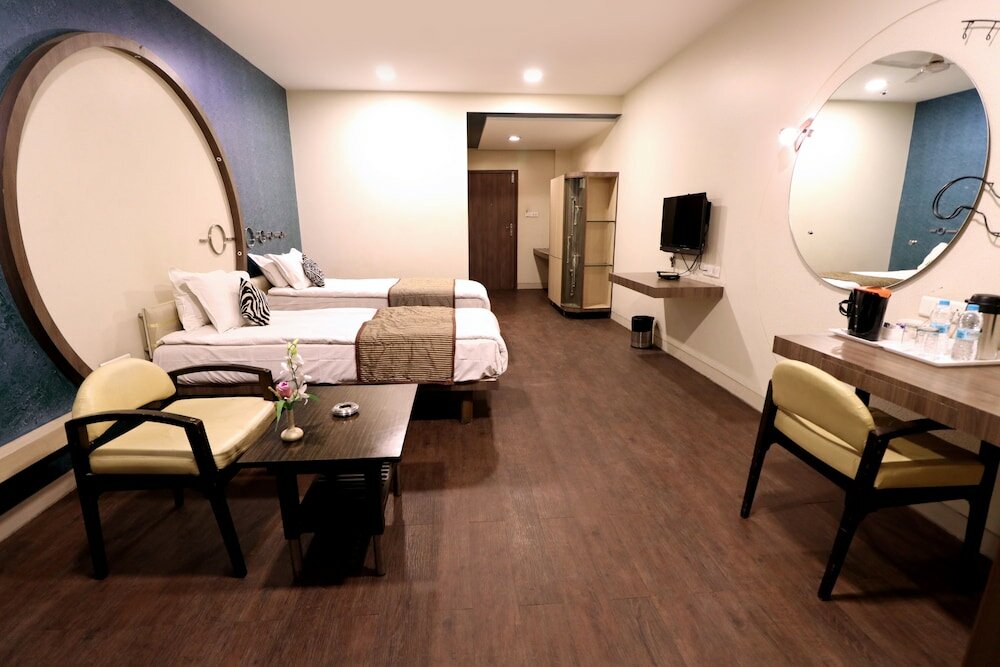 Фото Отель Aurangabad Gymkhana Club