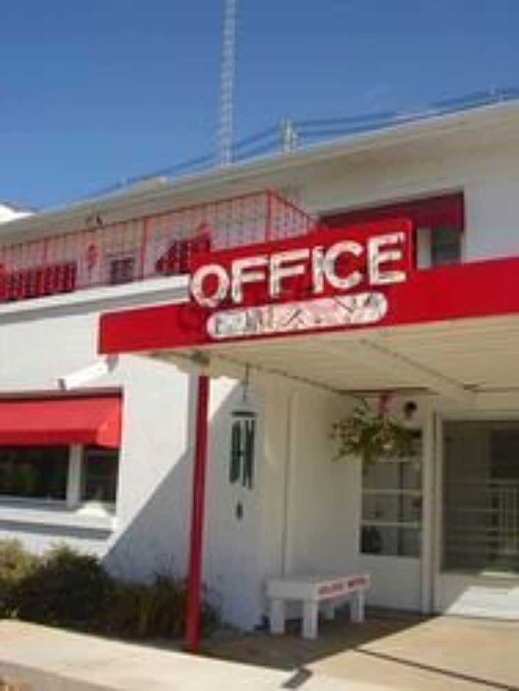 Фото Holiday Music Motel