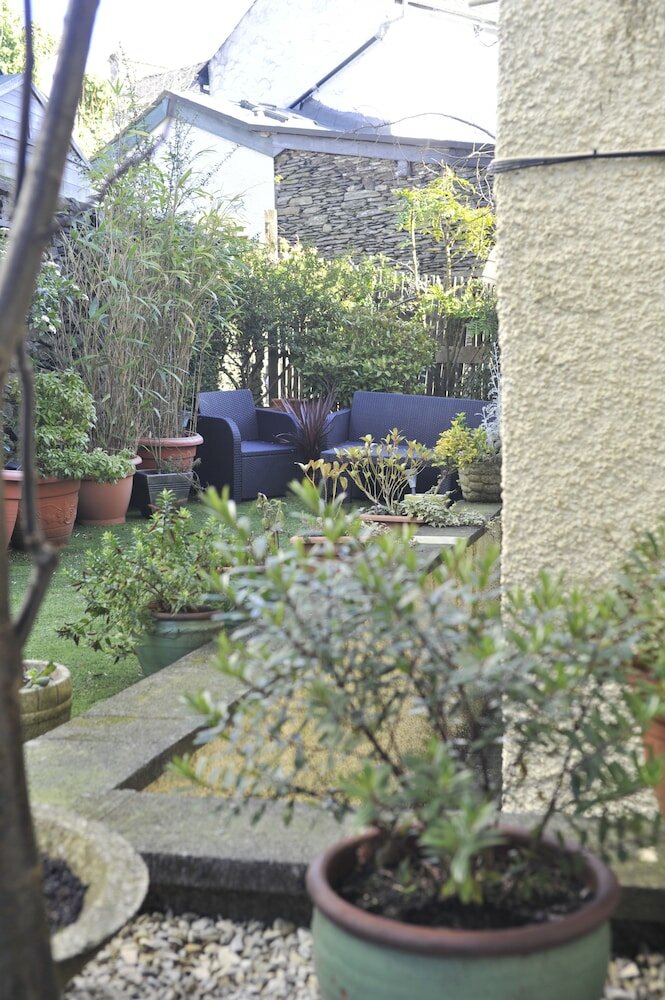 Фото St John's Lodge