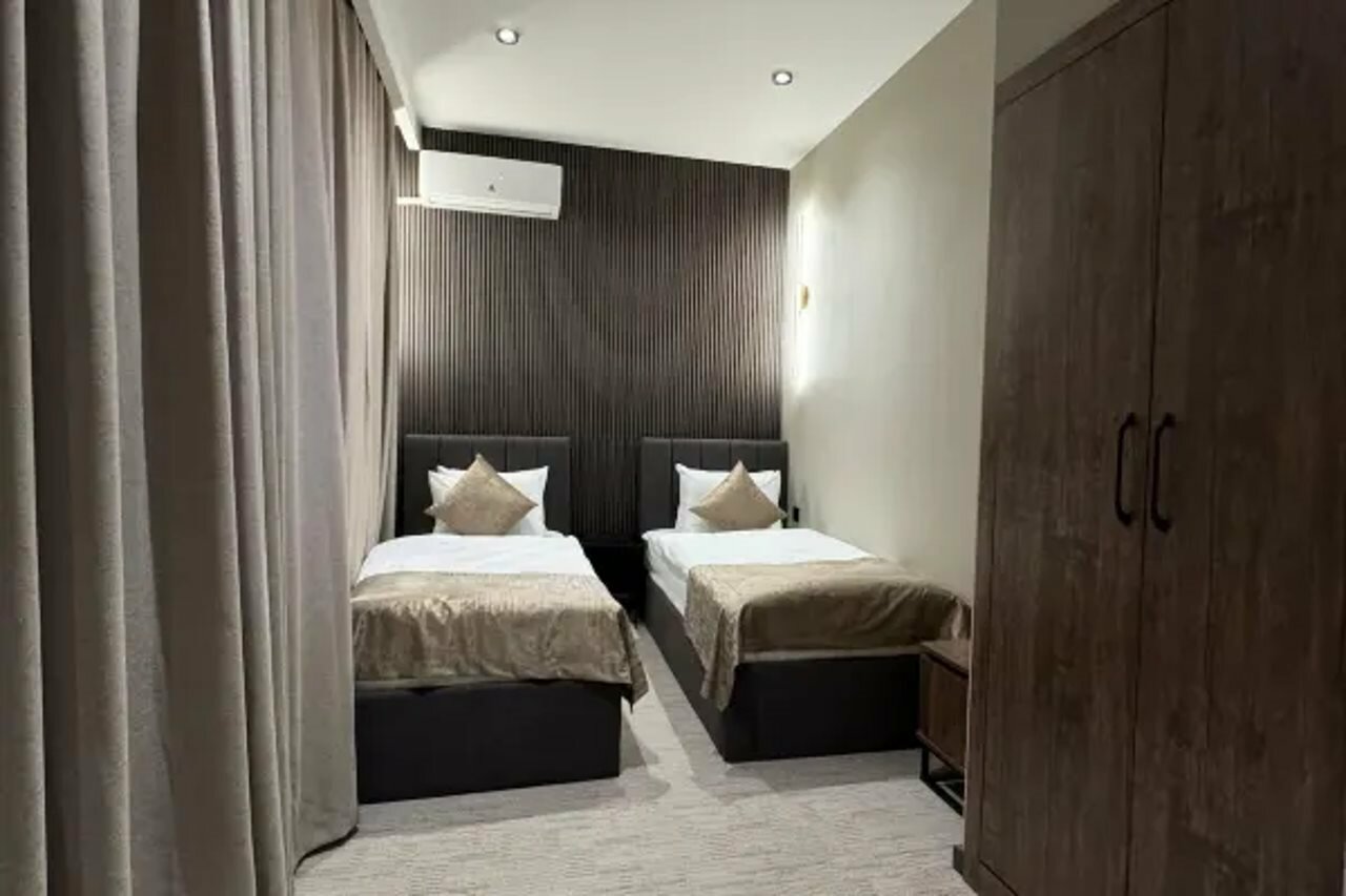 Фото Twelve Inn Hotel