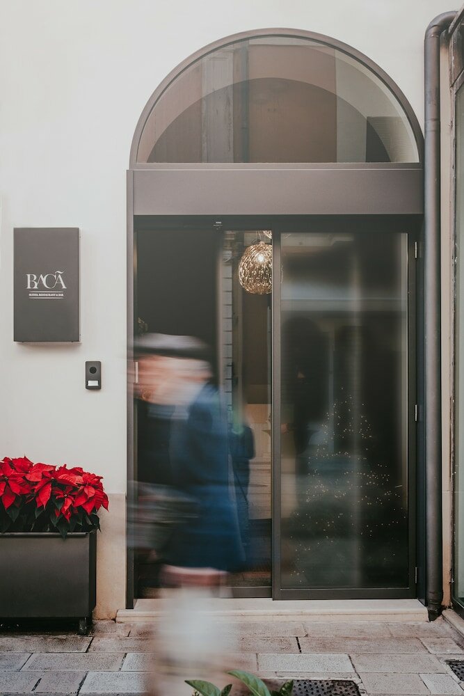 Фото Bacã Suites Restaurant & Bar