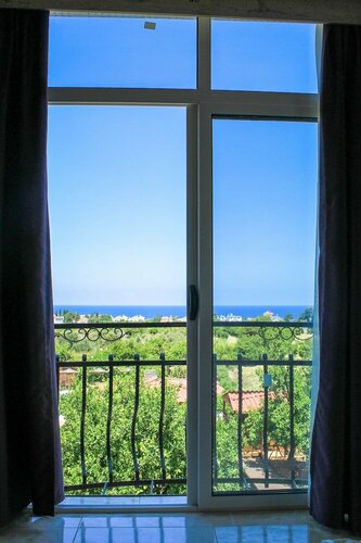 Гостиница Lapida Garden Hotel в Лапитосе