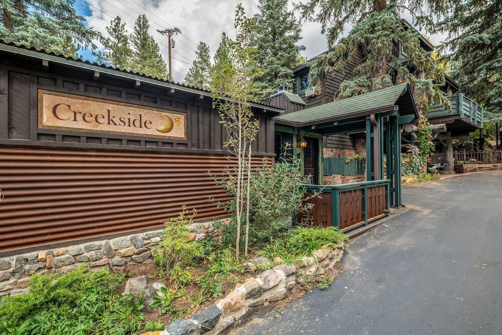 Фото Highland Haven Creekside Inn