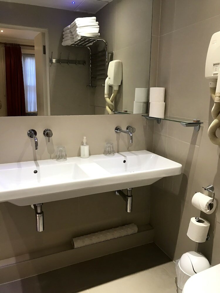 Фото Rhodes Hotel