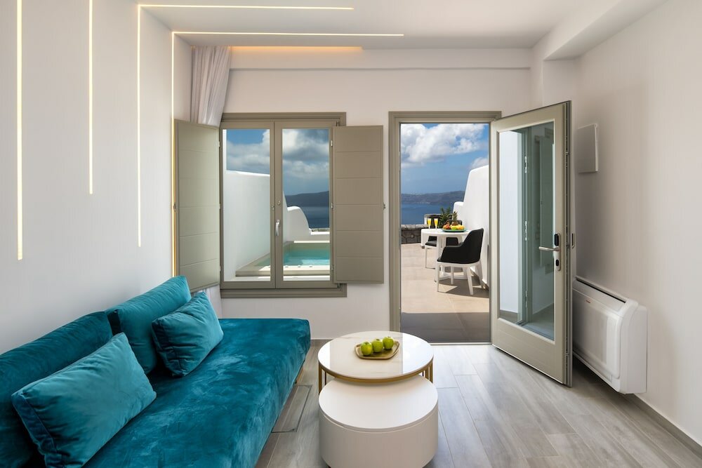 Фото Aura Suites