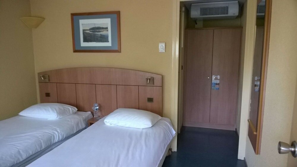 Фото Hotel Kyriad Mulhouse Est - Lutterbach