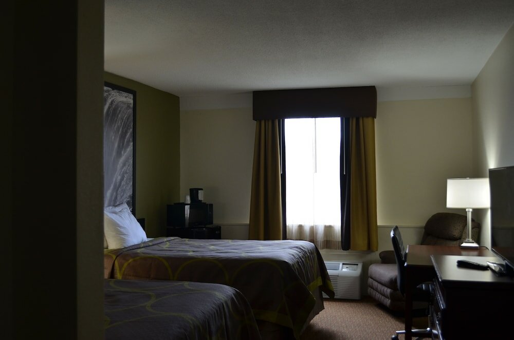 Фото Super 8 by Wyndham Hamburg