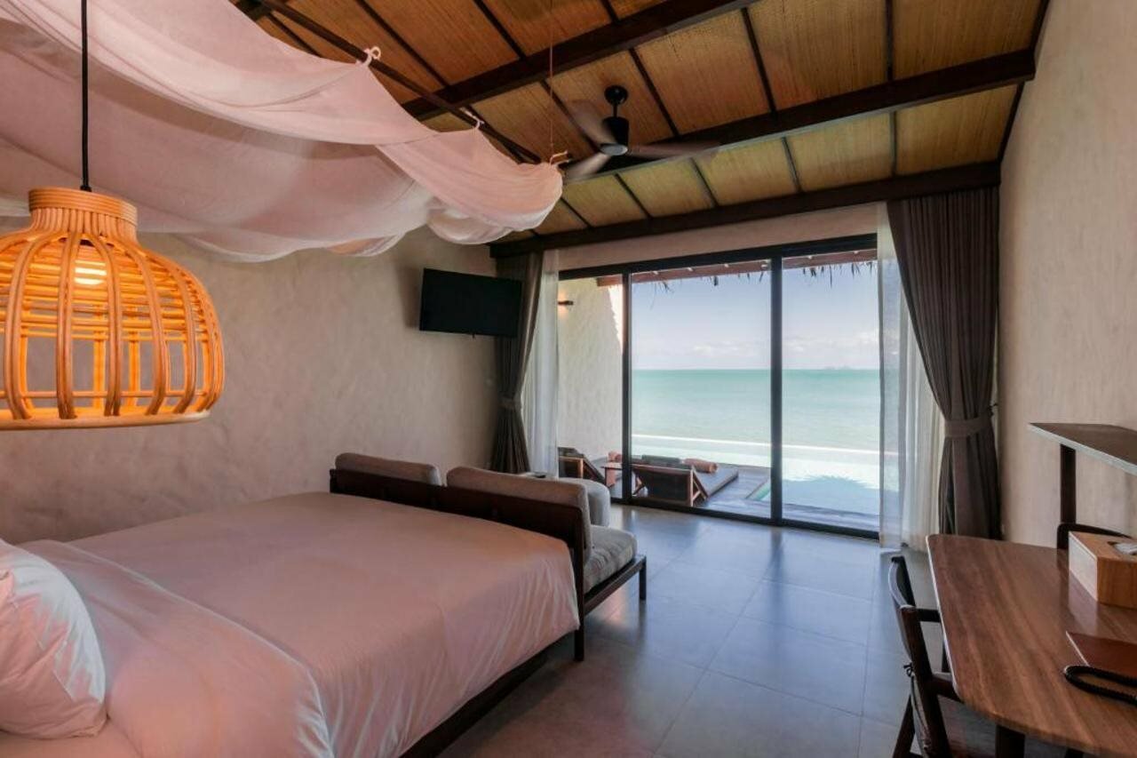 Фото The Flow Samui Beach Resort