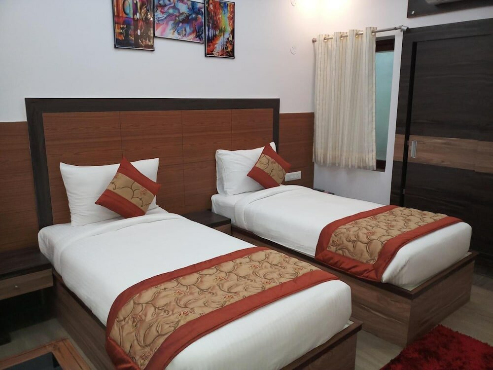 Фото Отель The Golden Sunrise