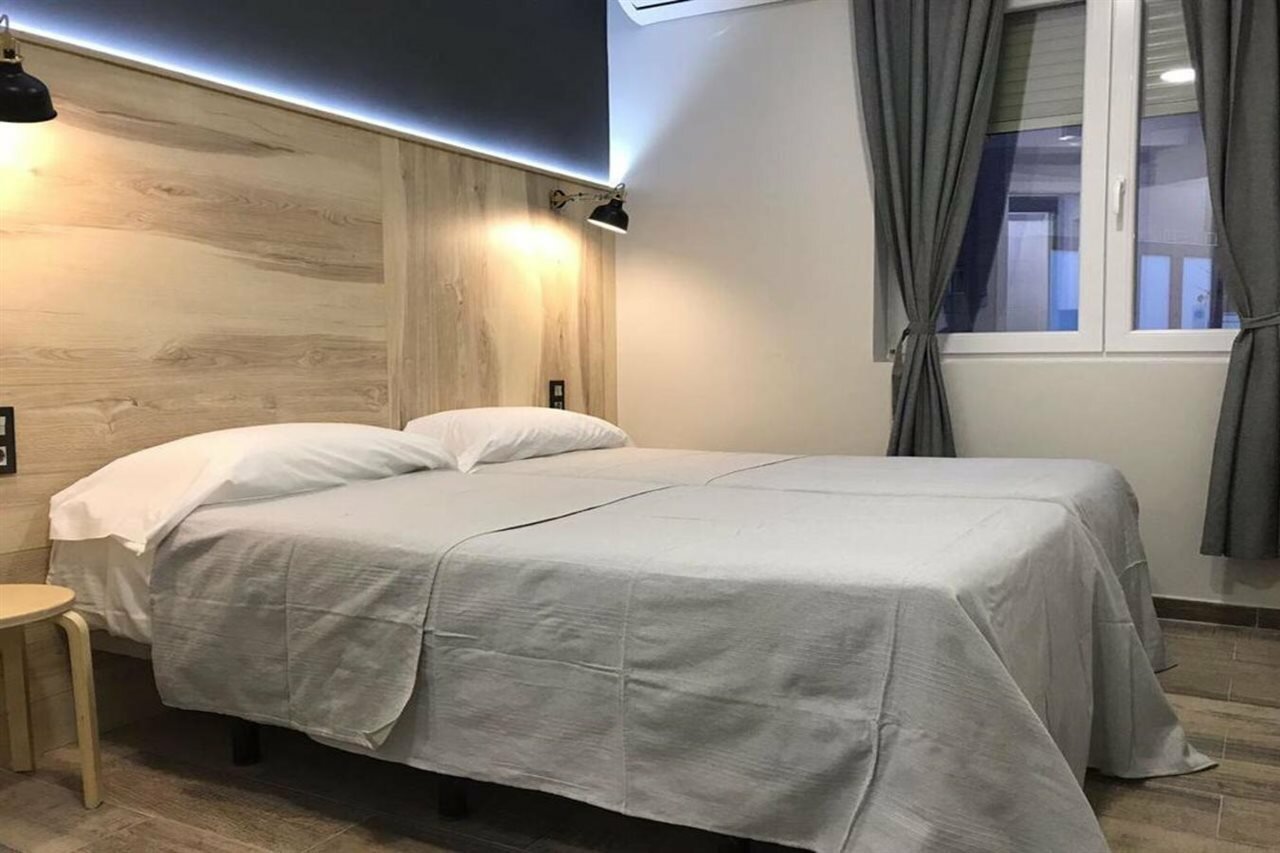 Фото Hostal Cc Atocha