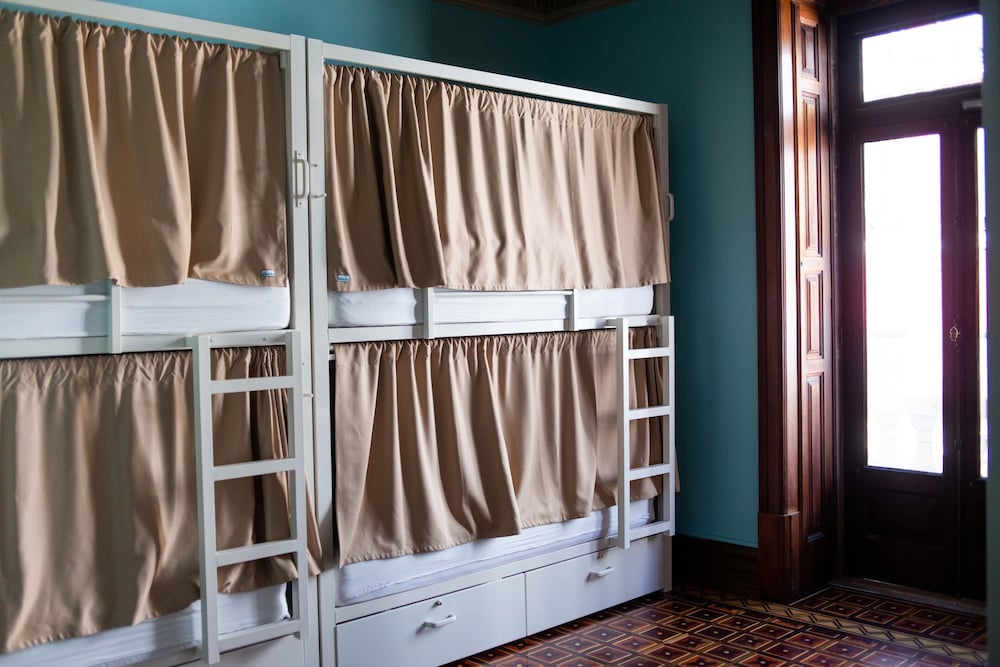 Фото Sant Jordi Hostels Lisbon