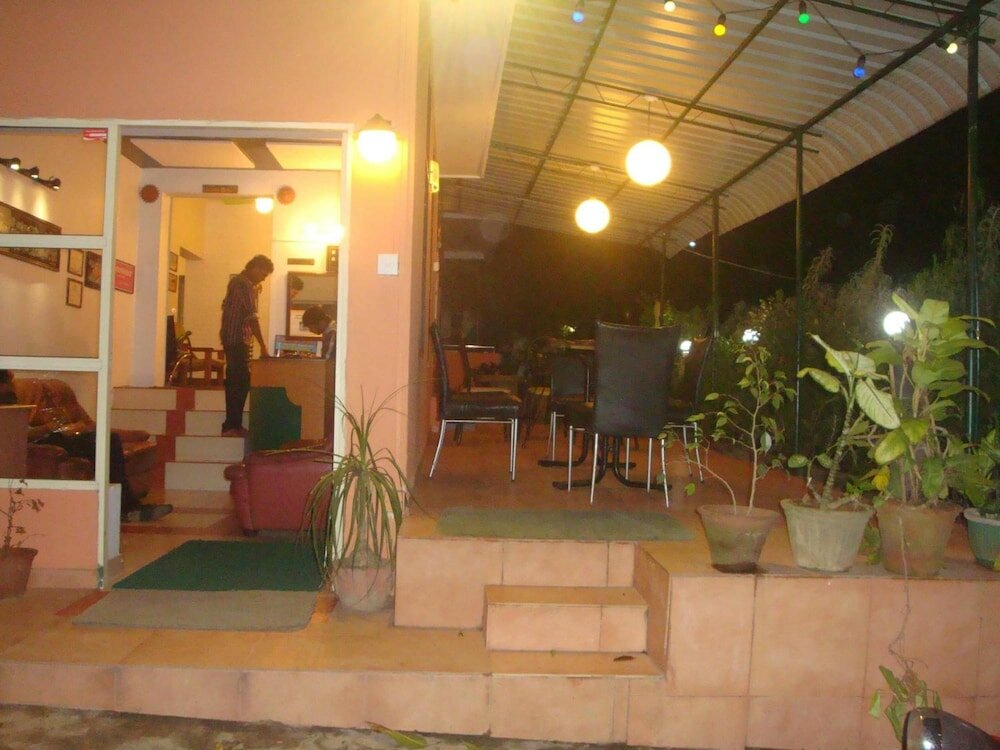 Фото Days Inn Kandy