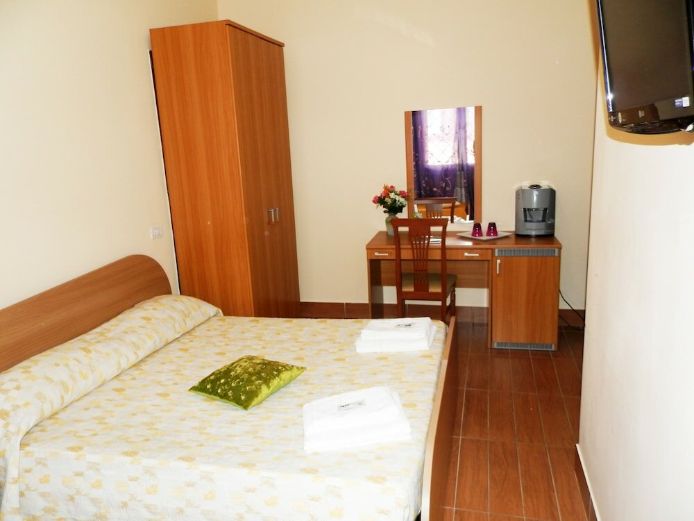 Фото Bed and Breakfast Luana Inn Airport