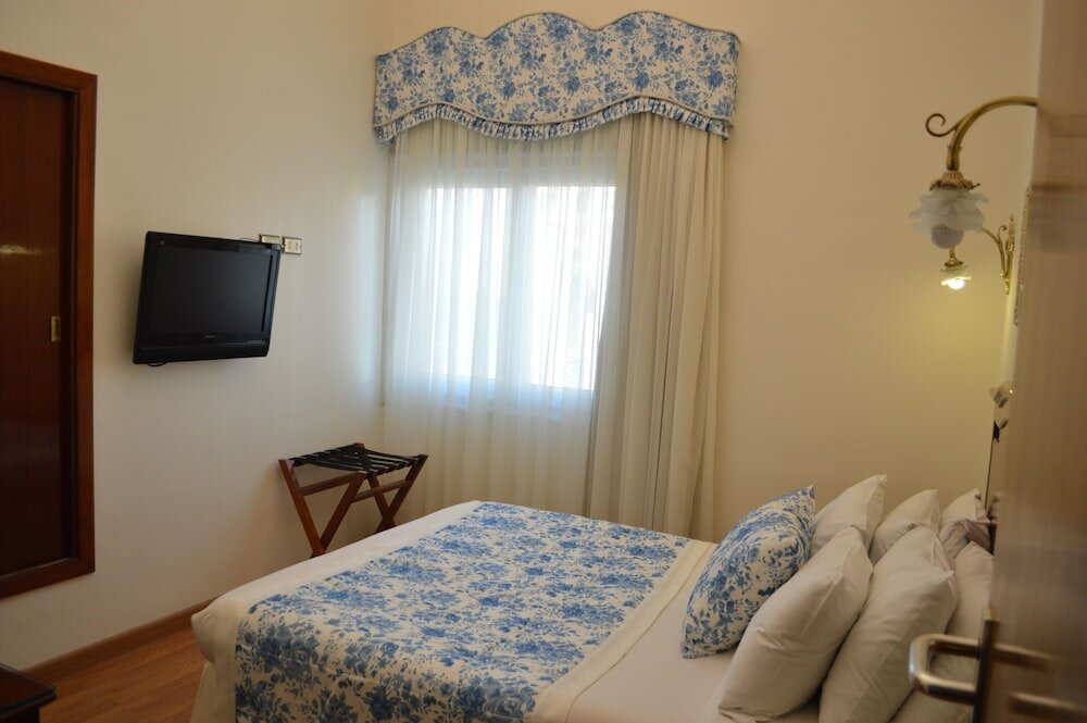 Фото San Giovanni Stanly Hotel & Restaurant