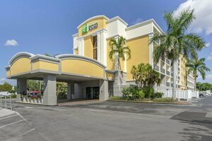 Гостиница Holiday Inn Express Cape Coral-Fort Myers Area, an Ihg Hotel