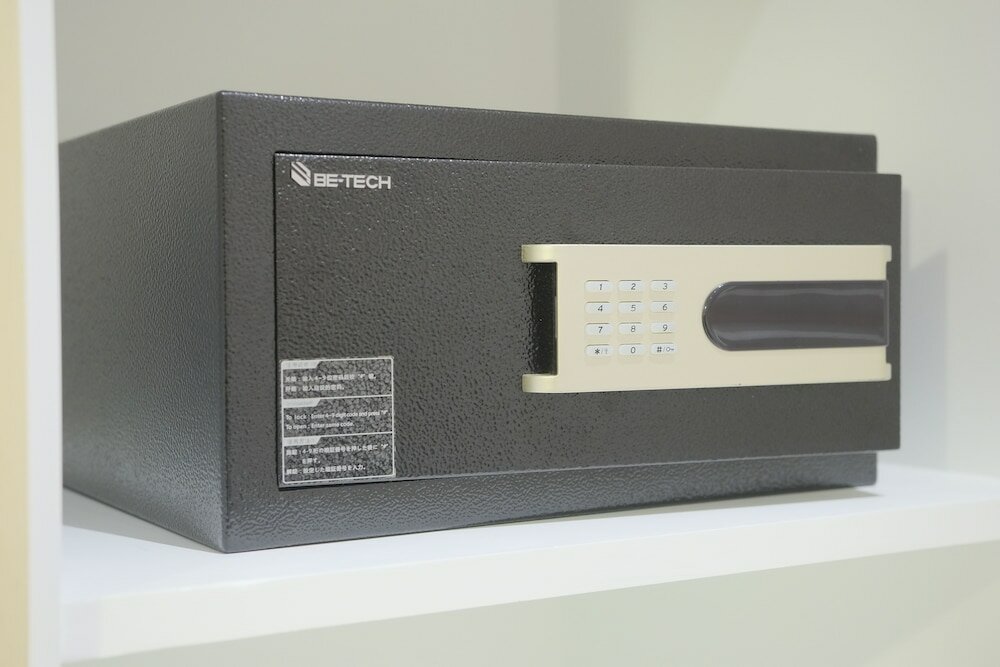 Фото The Raya Surawong Bangkok