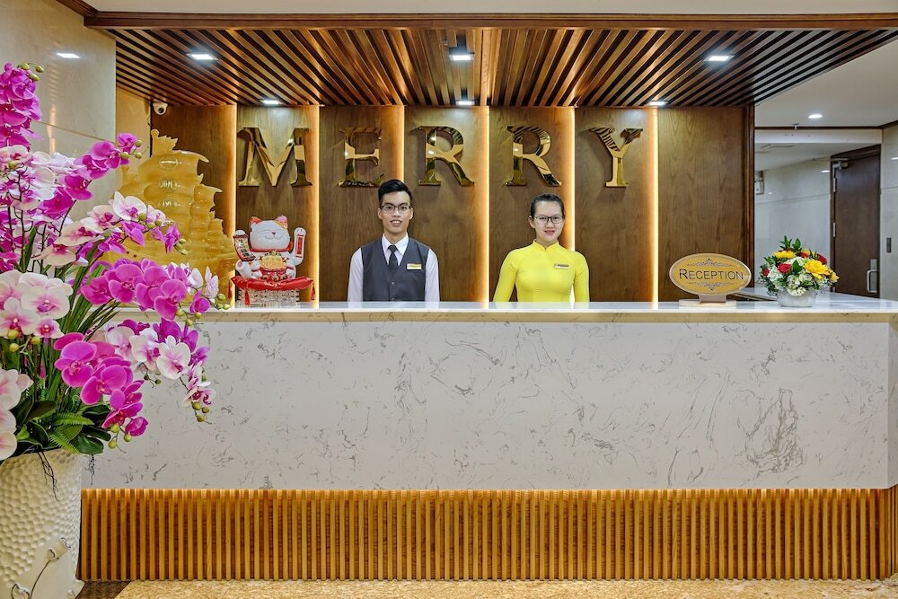 Фото Merry Hotel