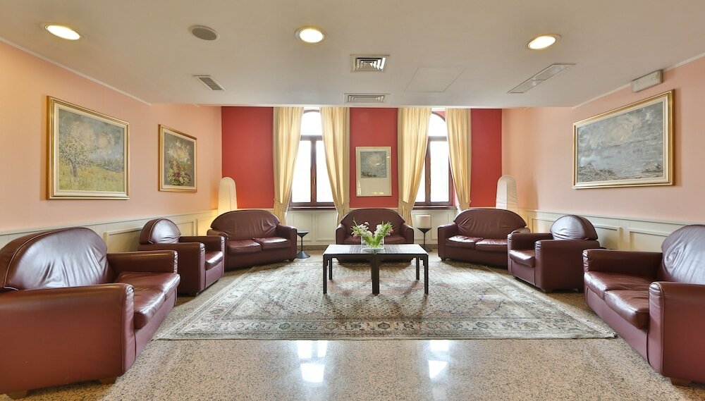 Фото Hotel Europa Sky Pool & Panorama