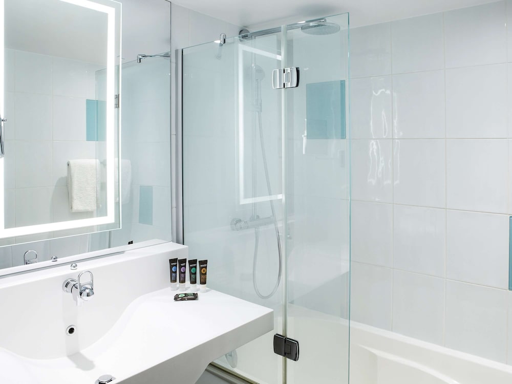 Фото Novotel London ExCeL