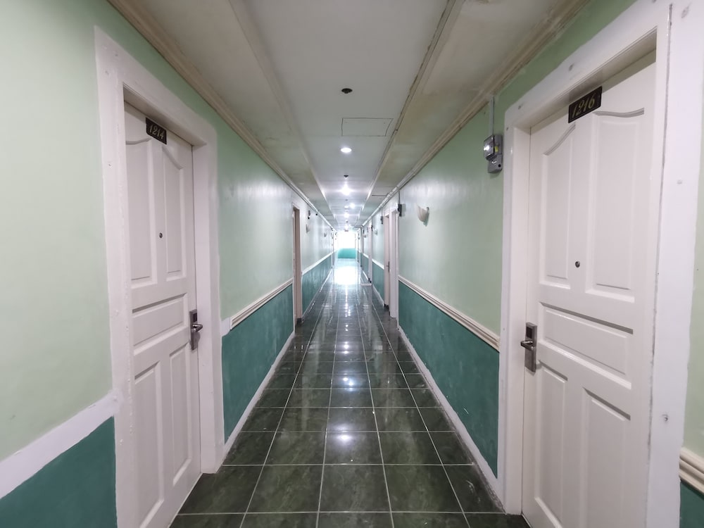 Фото Metro Park Hotel Cebu City