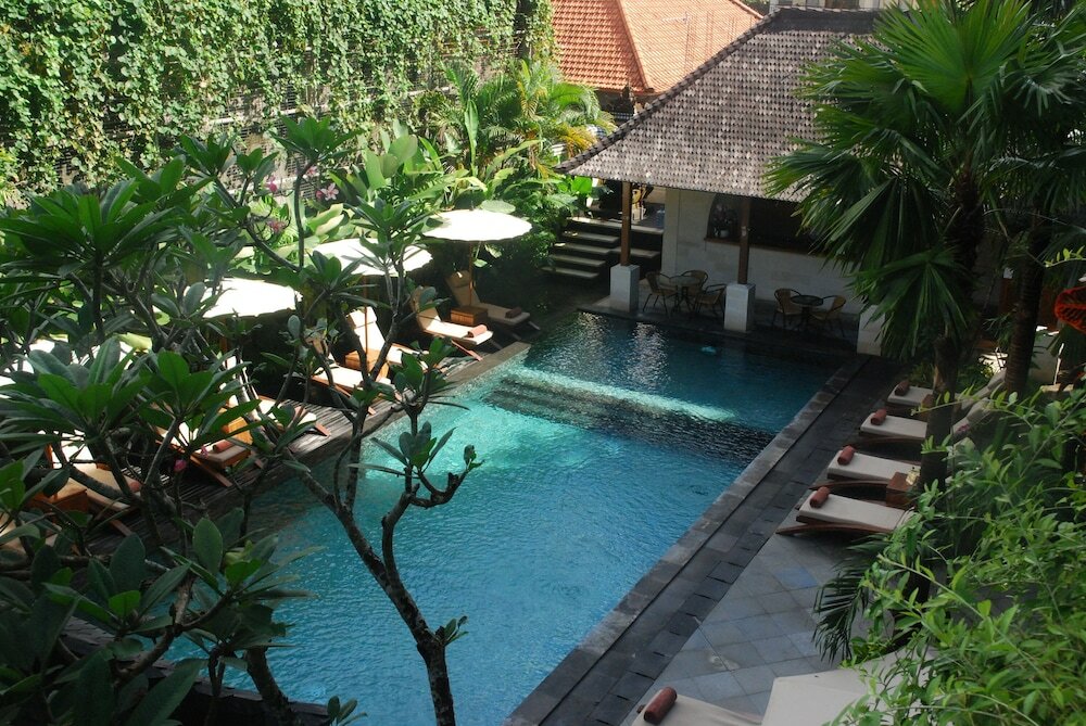 Фото Ubud Village Hotel