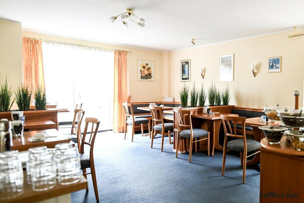 Фото Hotel Blutenburg