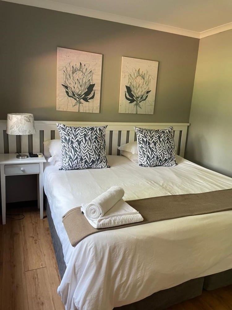 Фото Greenway Woods Resort