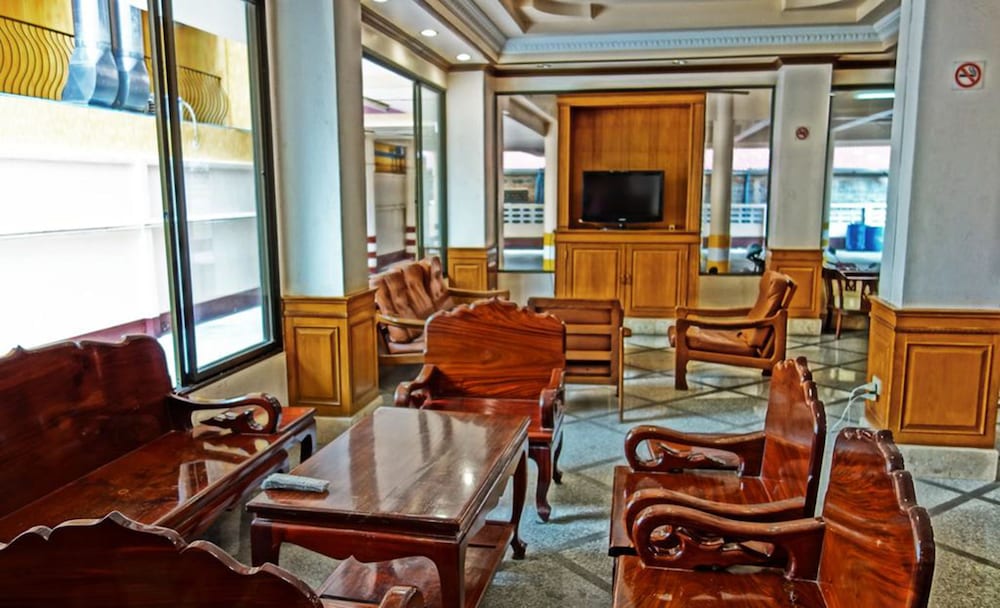 Фото Lek Jomtien Hotel