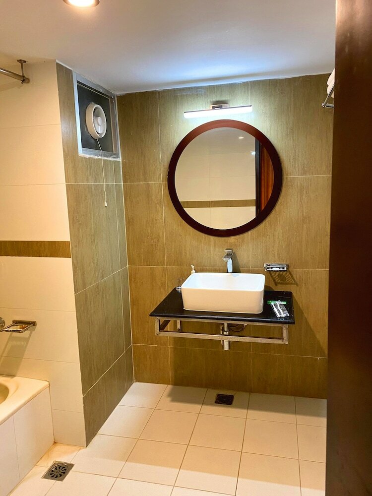 Фото Hotel Nirvana Inn