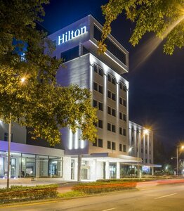 Hilton Podgorica Crna Gora (Podgorica, bulvar Svyatogo Petra Tsetinskogo, 2), hotel