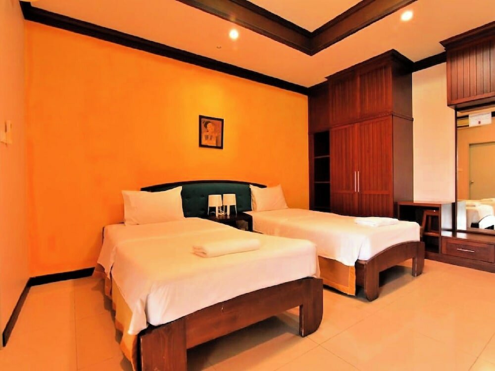 Фото Narawan Hotel