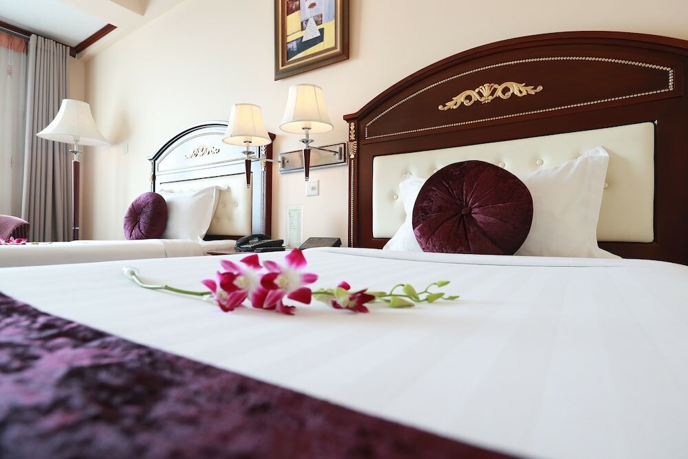 Фото Flower Garden Hotel