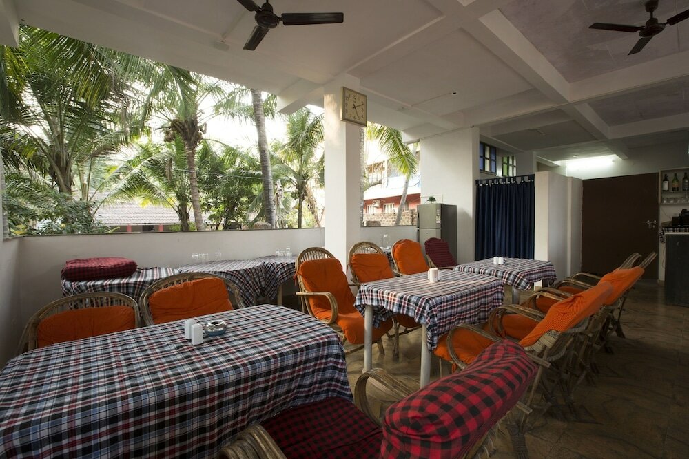 Фото Oyo 7490 Bevvan Resort