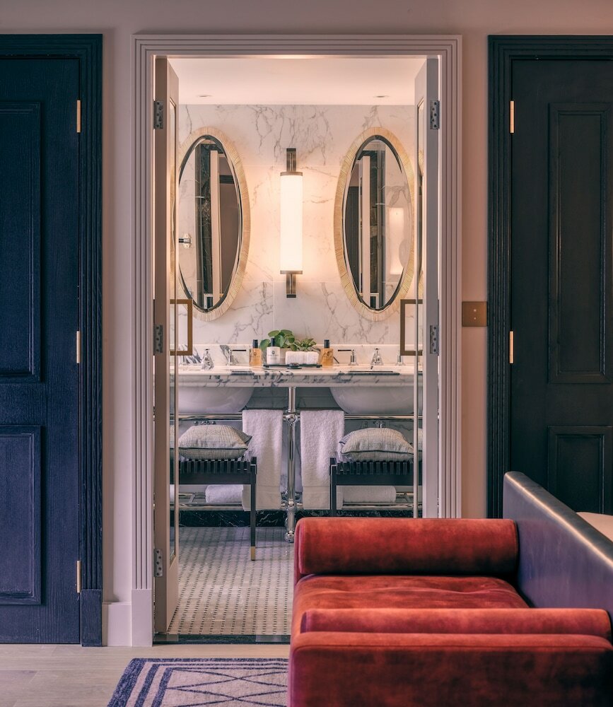 Фото The Mayfair Townhouse – an Iconic Luxury Hotel
