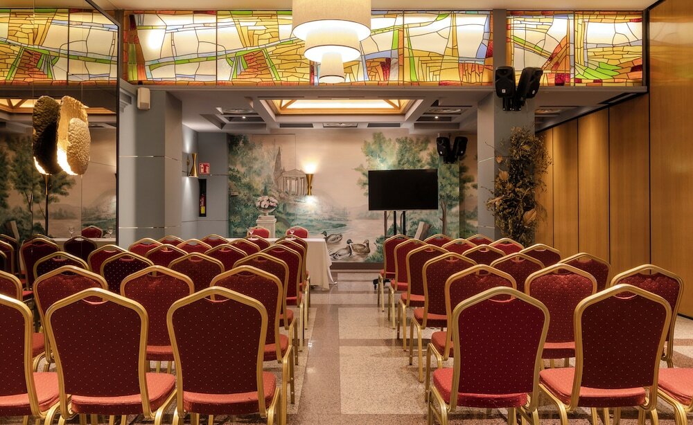 Фото Hotel Corona De Castilla Burgos