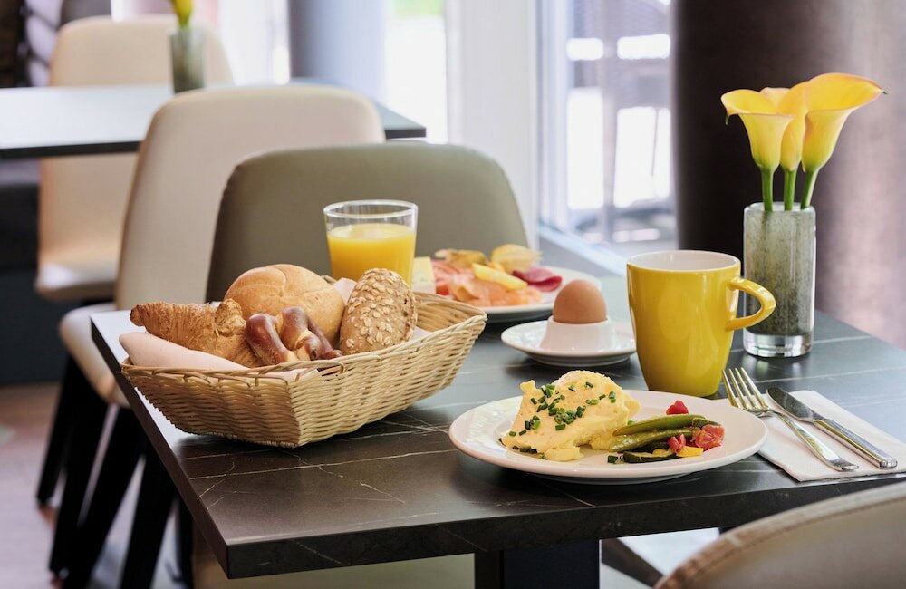 Фото Leonardo Hotel & Residenz München