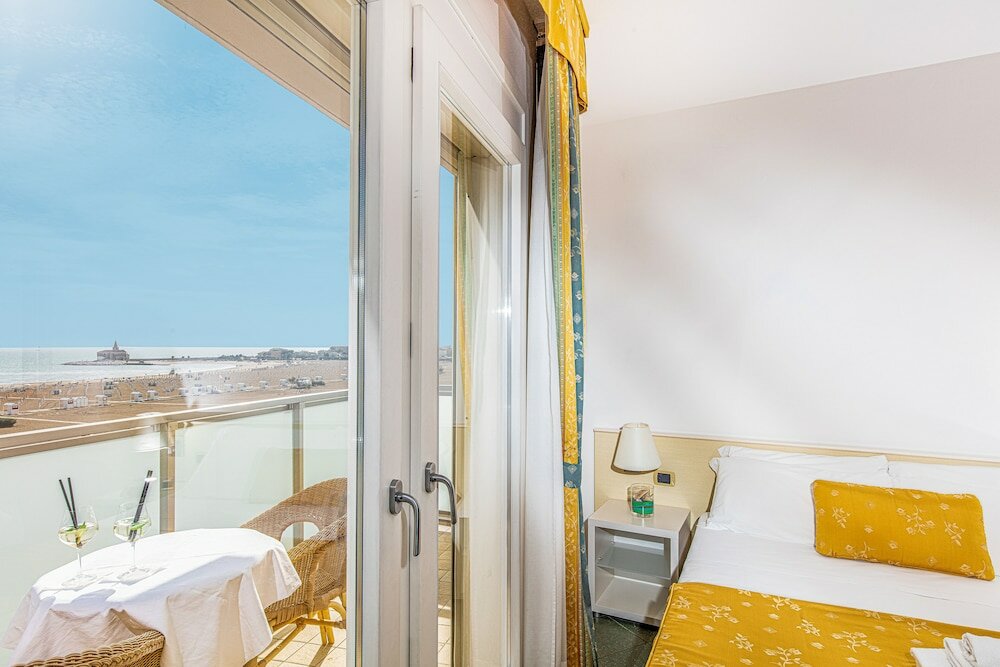 Фото Hotel Karinzia