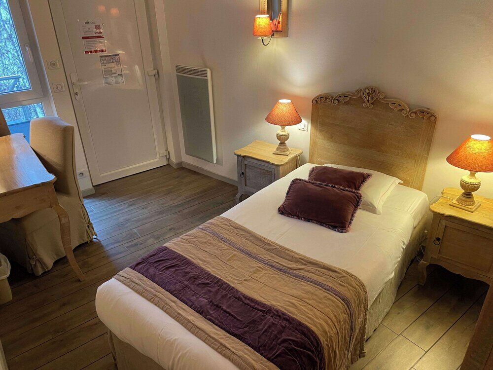 Фото Brit Hotel Bristol Montbéliard