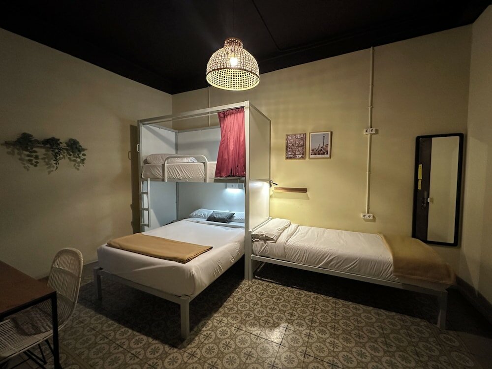 Фото The Loft Hostel Barcelona