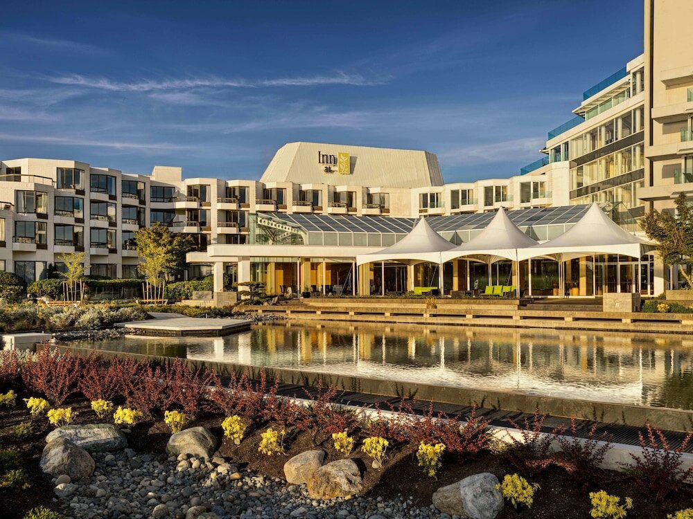 Фото Inn at Laurel Point