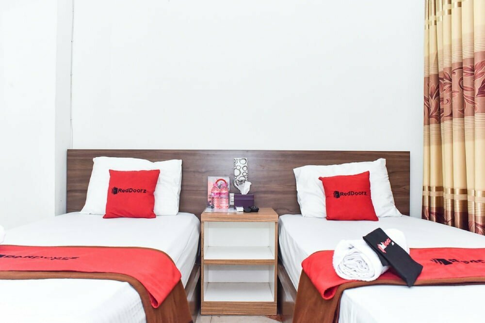 Hotel RedDoorz near Ugm 3, Earth, photo