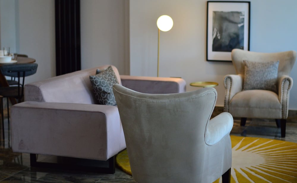 Фото Q8 Boutique Hotel