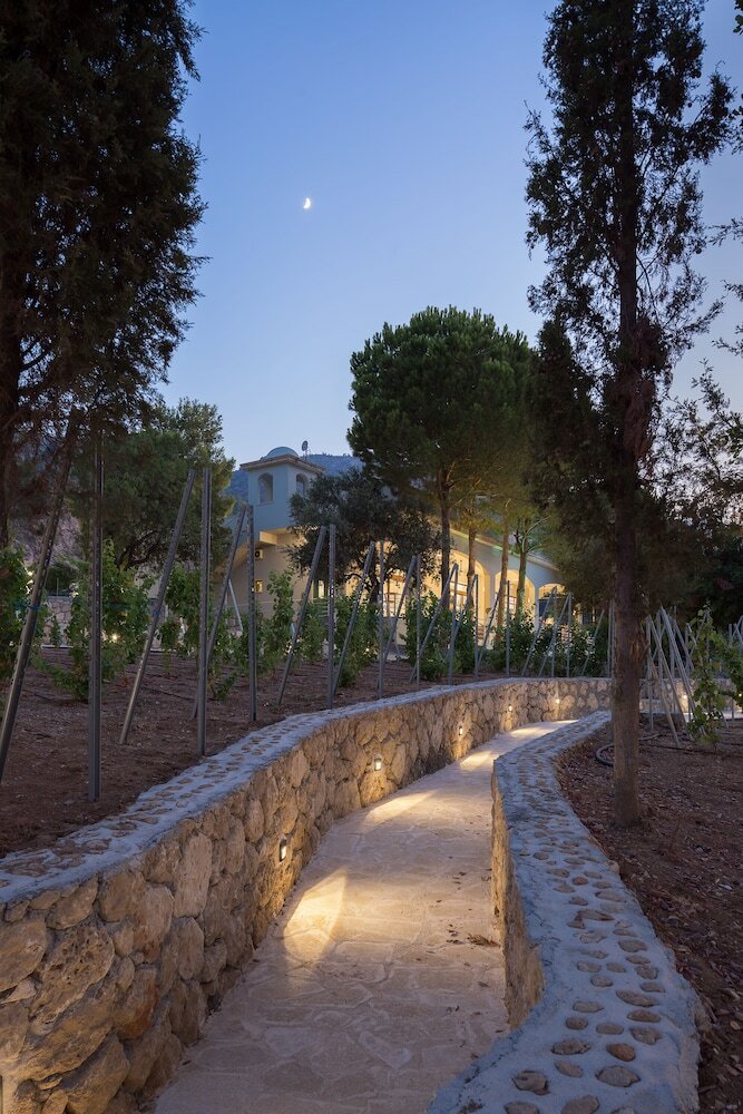 Фото Gillham Vineyard Hotel - Adults Only