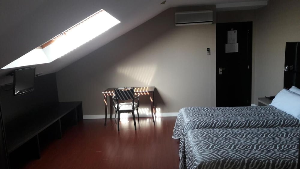 Фото Hotel Benetússer