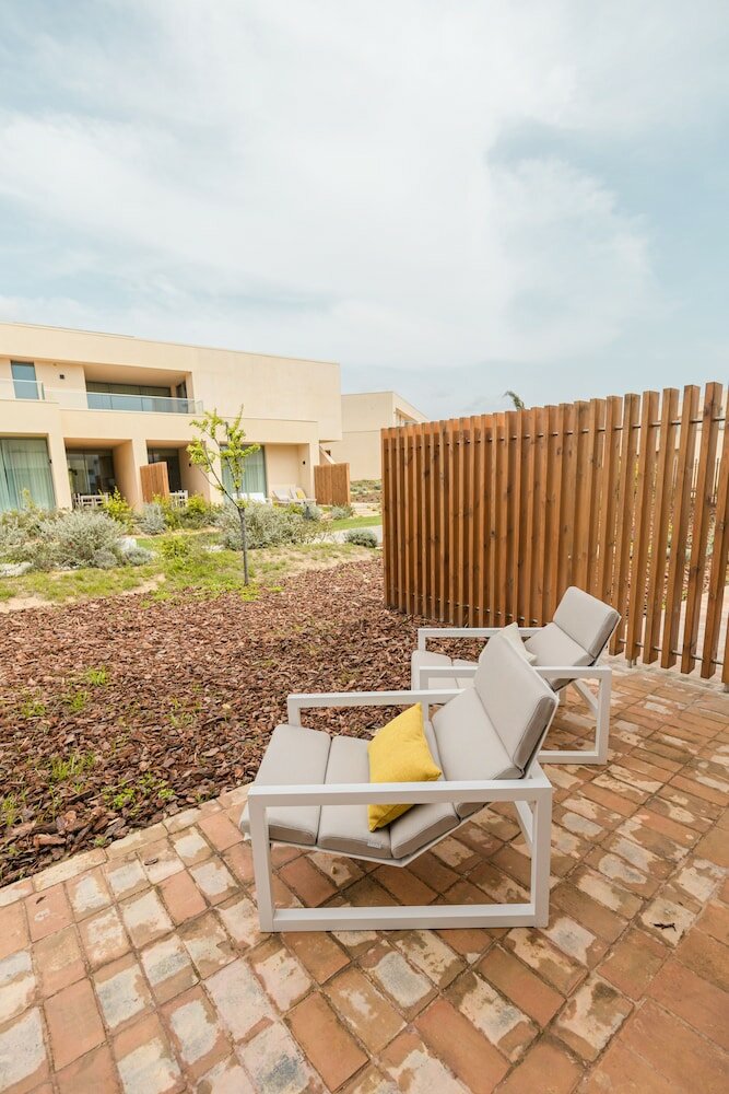 Фото White Shell Beach Villas