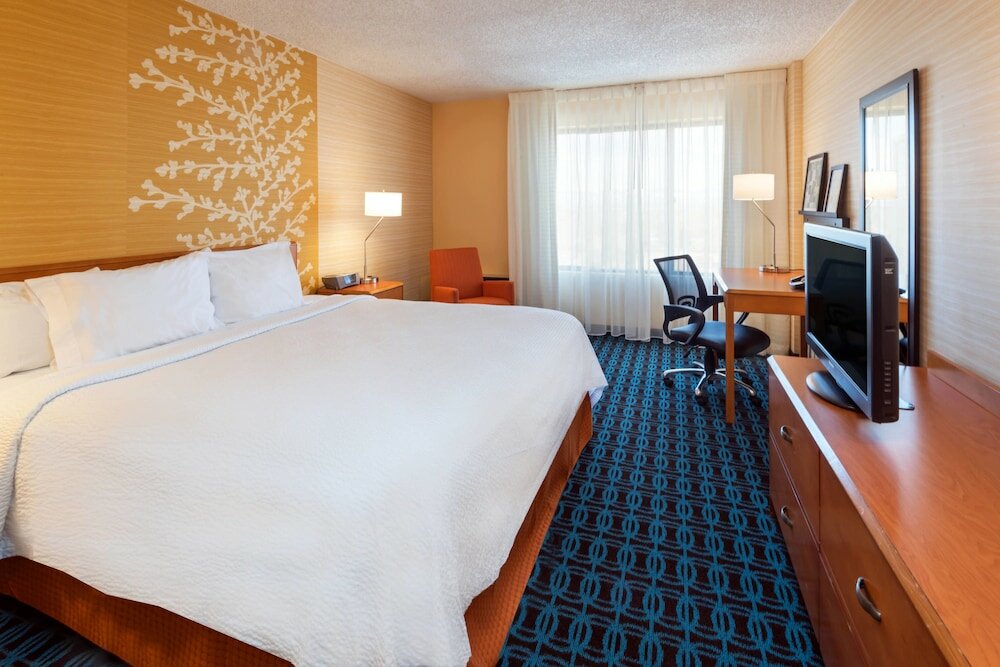 Фото Fairfield Inn & Suites by Marriott Denver Cherry Creek