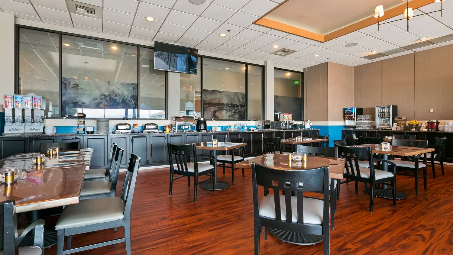 Фото Best Western Plus Silverdale Beach Hotel